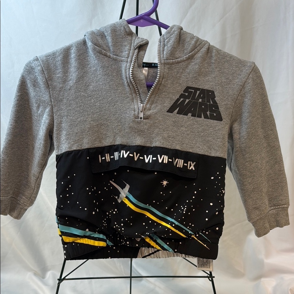Disney Star Wars Kids Gray/ Black Hoodie, front pocket, size JP 2T-3T, preowned